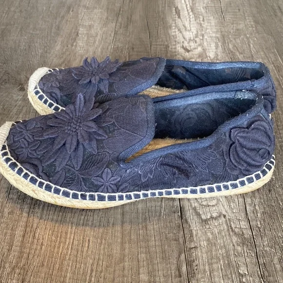 TORY BURCH| Womens ESPADRILLE 8.5 - Picture 3 of 10